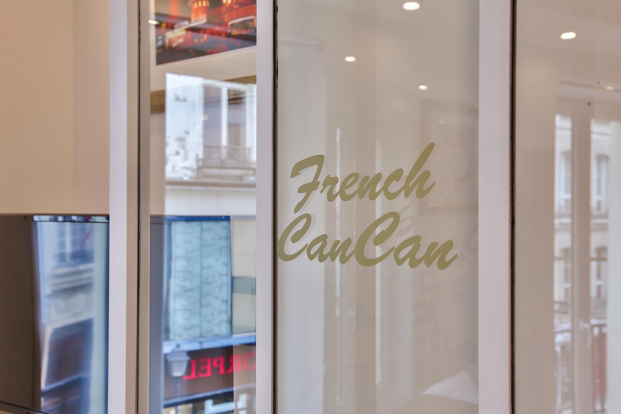 65-French Cancan St Denis Paris Extérieur photo